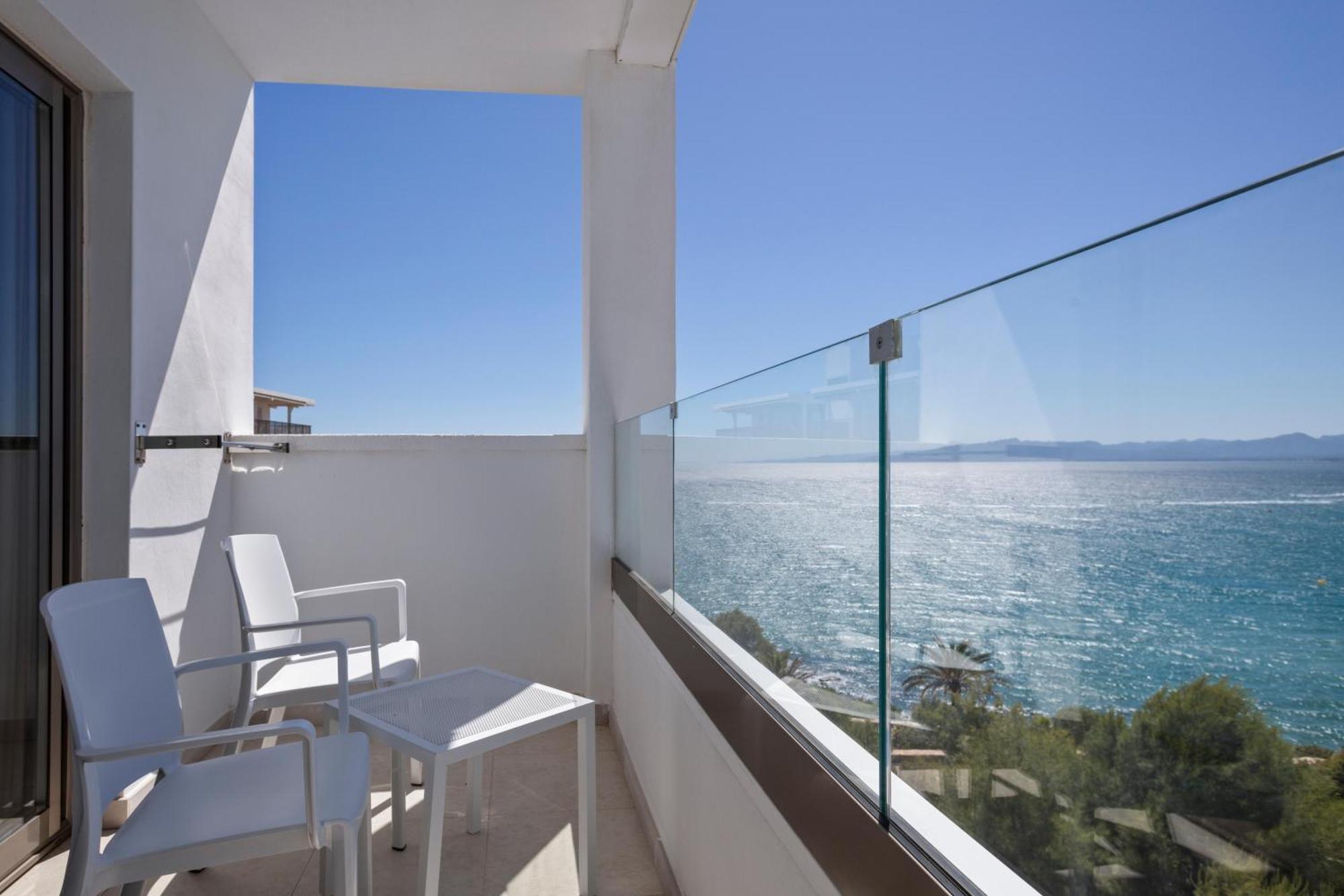 Hotel Best Punta Dorada ซาลอว์ ภายนอก รูปภาพ