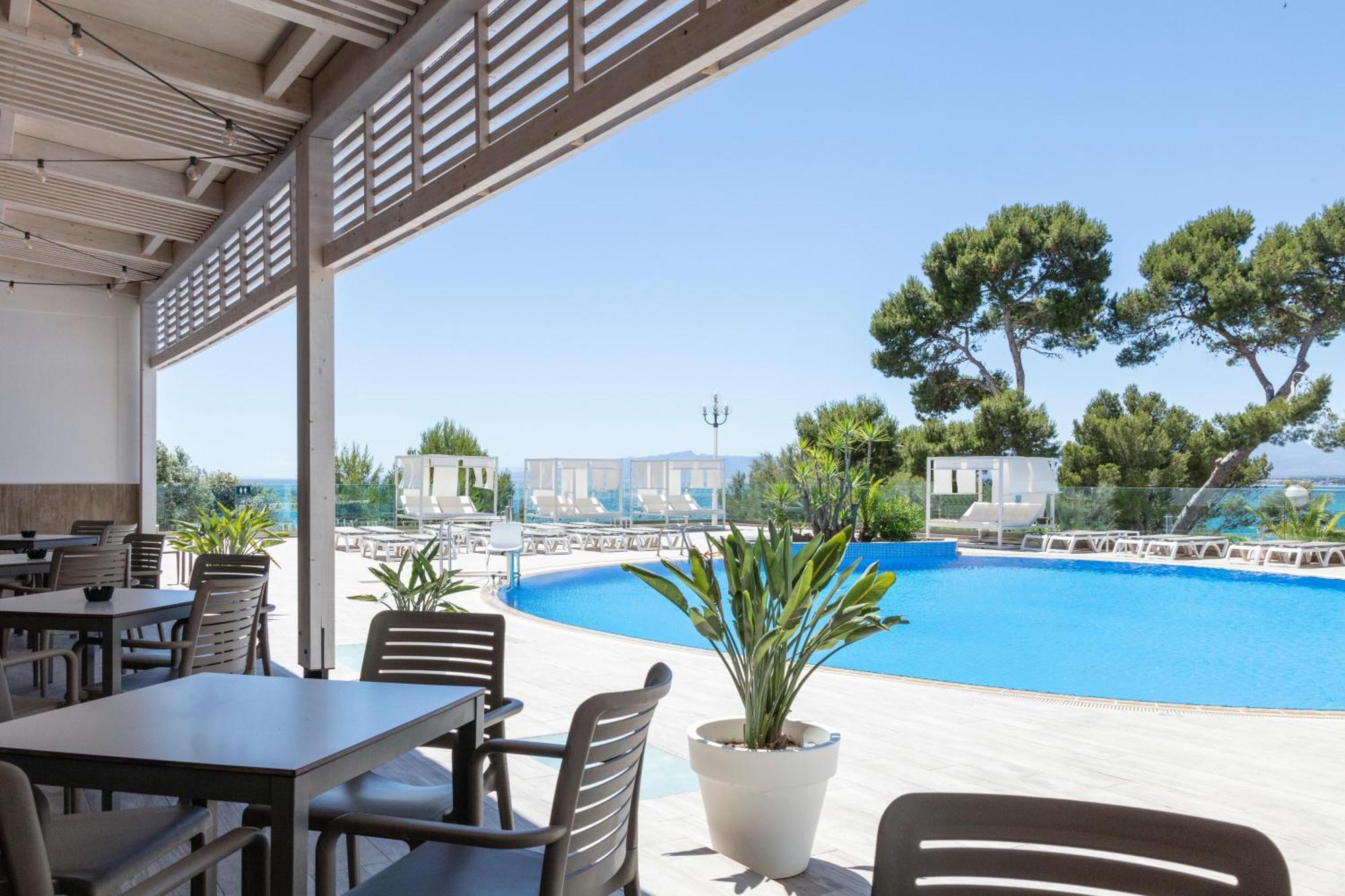 Hotel Best Punta Dorada ซาลอว์ ภายนอก รูปภาพ
