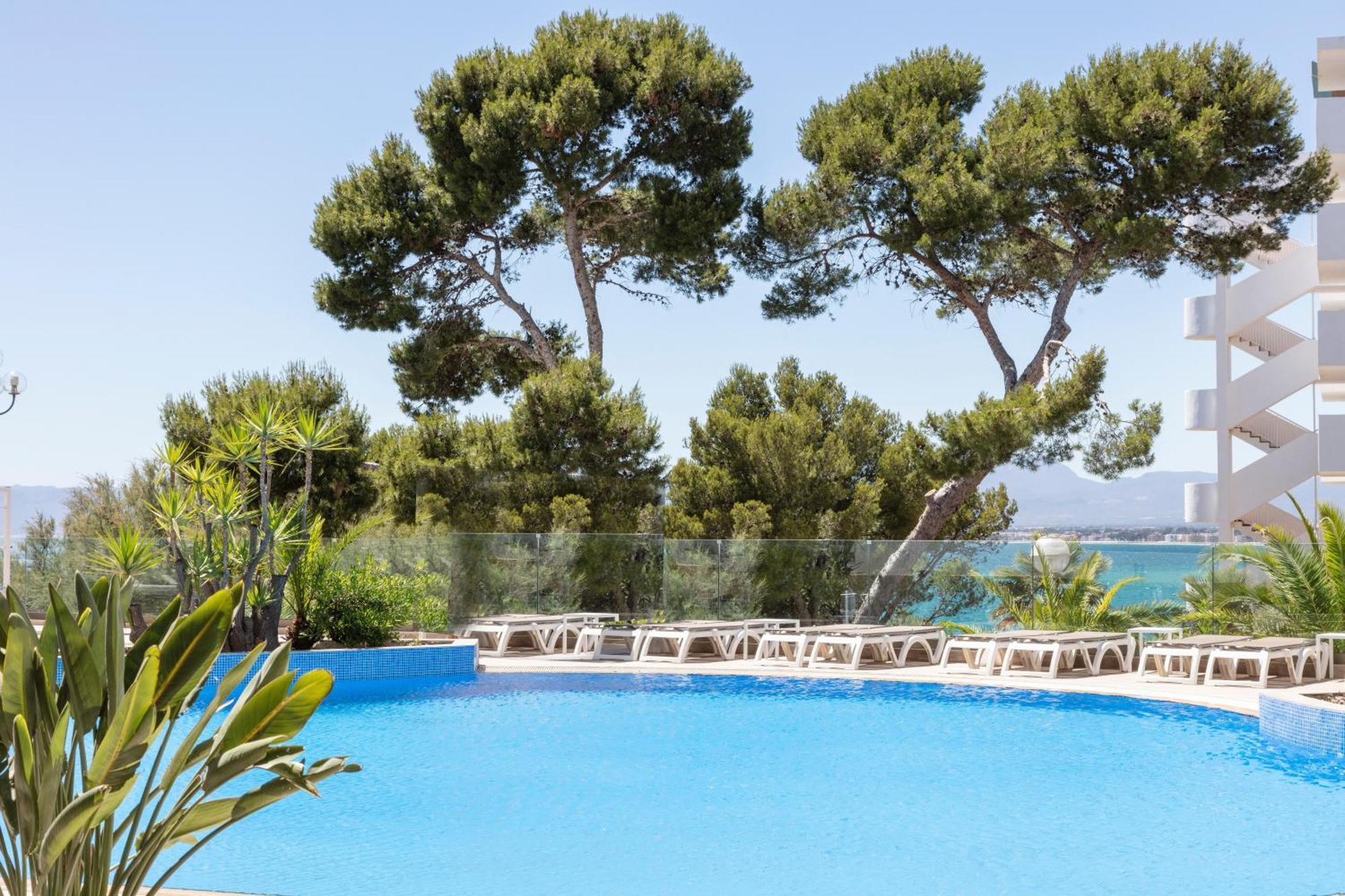 Hotel Best Punta Dorada ซาลอว์ ภายนอก รูปภาพ